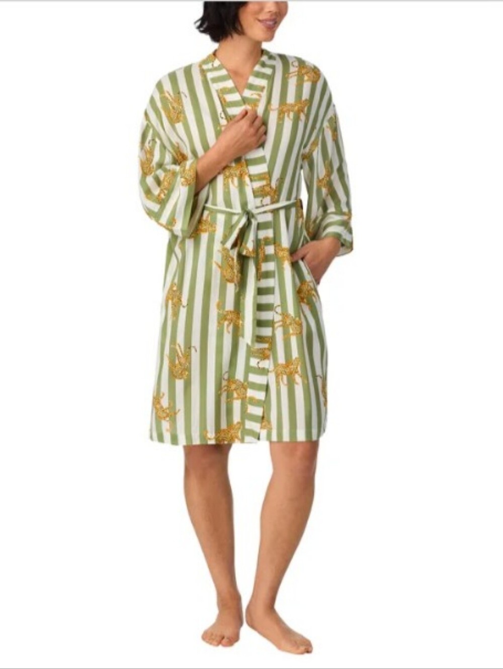 New Room Service Robe Leopard Stripe Size Large NWT Green Gold